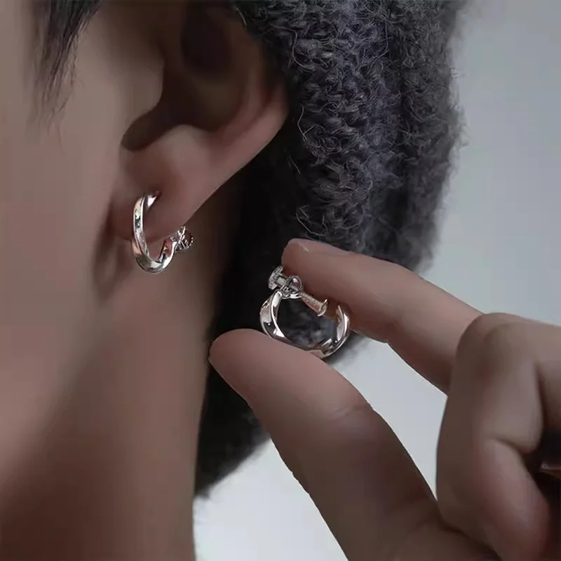 Mobius Clip Earring