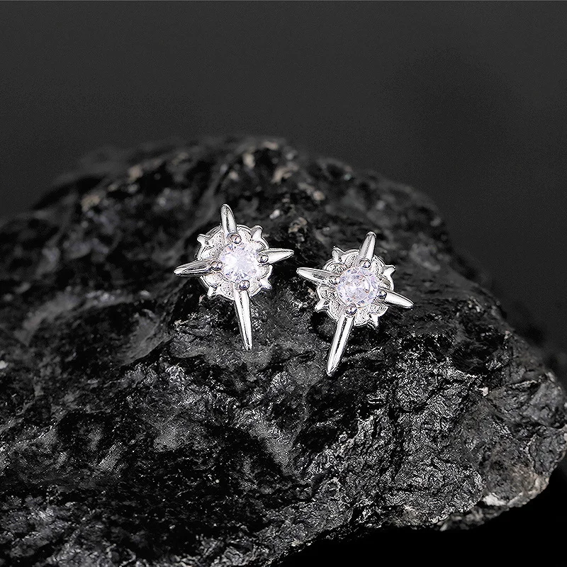 North Star Magnetic Earring Silver