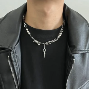 Rivet Trendy Chain